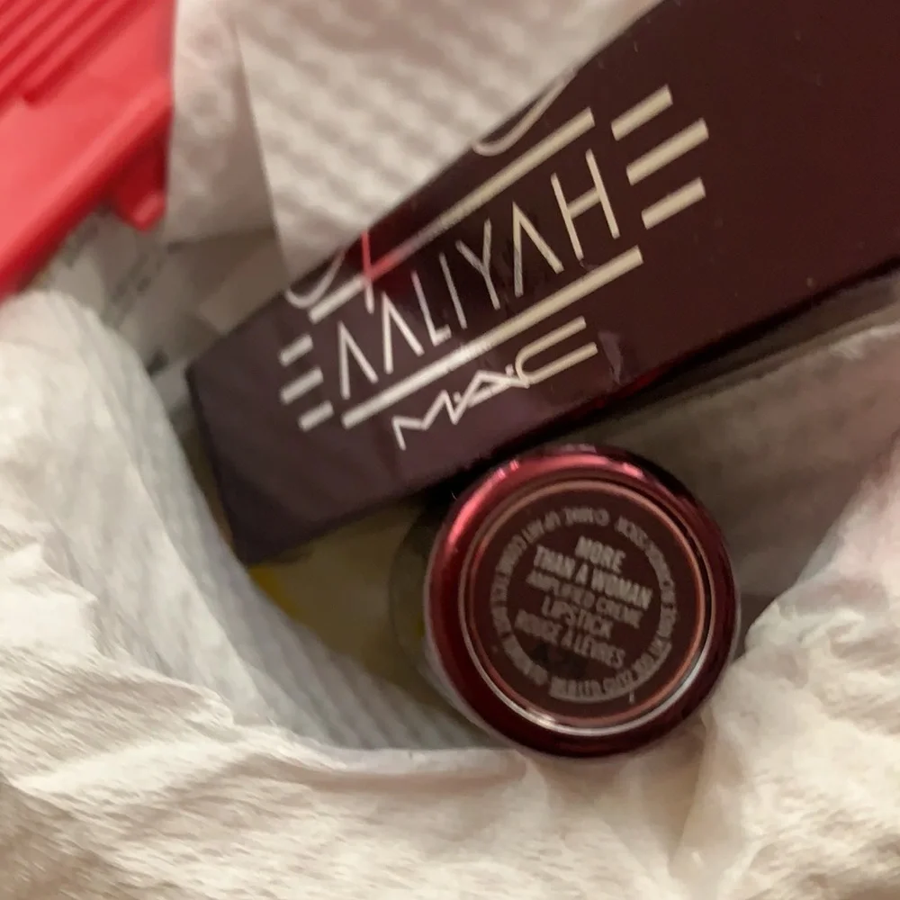 NEW AALIYAH MAC A28 MORE THAN A WOMAN LIPSTICK ROUGE ALEVRES
